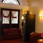 Dina Hotel