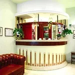 Hotel Dina