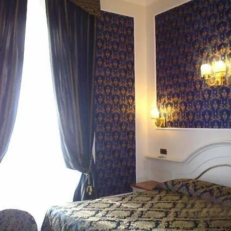 فندق دينا 3*