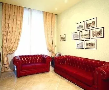 Dina Hotell