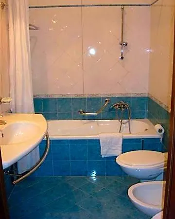 Dina 3* Rome