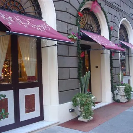 Hotel Dina