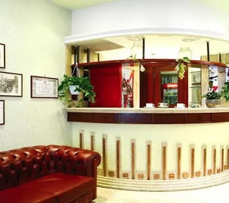 دينا 3* روما