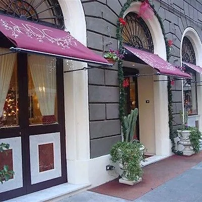 Otel Dina